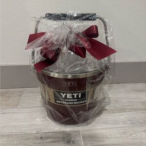 Maroon Yeti Rambler Beverage Bucket